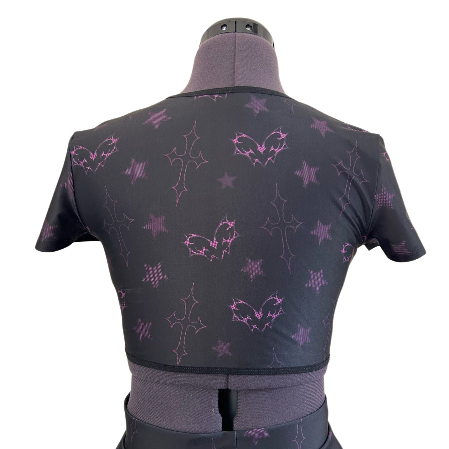 HEART CORE CUT-OUT TOP